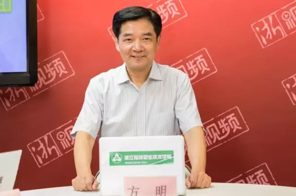 1501854364102110ZzmW.png UC截图20170804192508.png