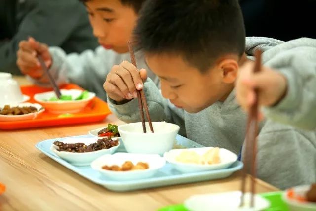 1510213163529984fShr.jpg 3.jpg