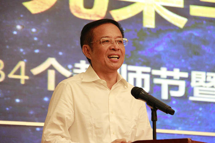 1536738837475408g3jo.jpg 微信图片_20180912155211_副本.jpg